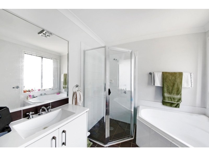 194 Richardson Road, Spring Farm NSW 2570