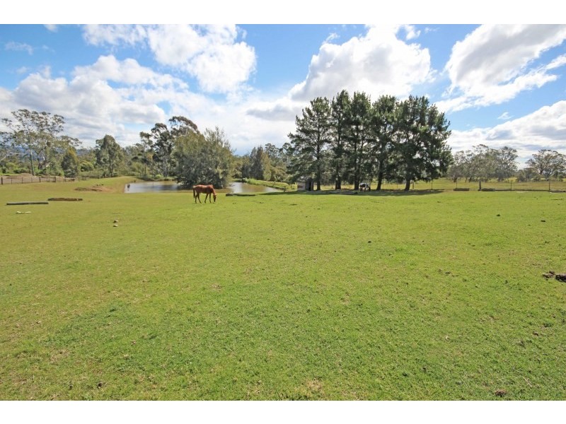 110 Mount View Close, Razorback NSW 2571