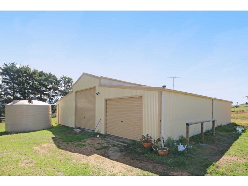 110 Mount View Close, Razorback NSW 2571