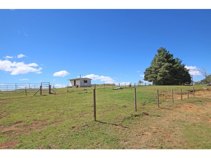 110 Mount View Close, Razorback NSW 2571