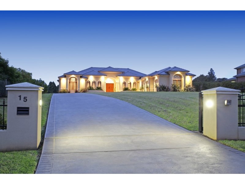 15 Pepperfields Place, Grasmere NSW 2570