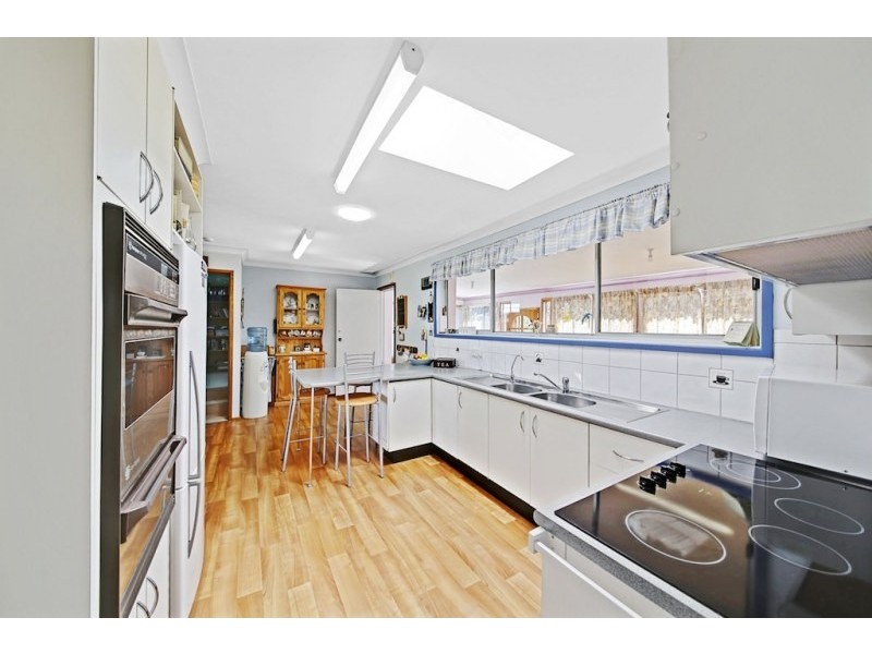 13 Flinders Avenue, Camden South NSW 2570