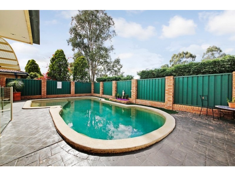 4 Churchill Court, Narellan Vale NSW 2567