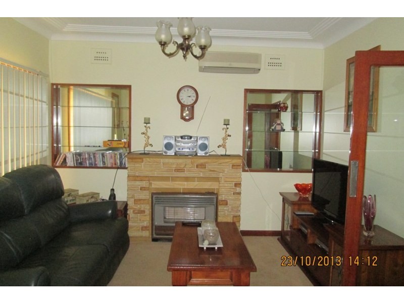 20 Alpha Road, Camden NSW 2570