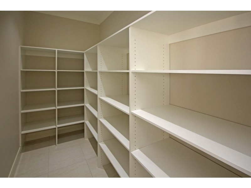 5 Explorer Street, Gregory Hills NSW 2557