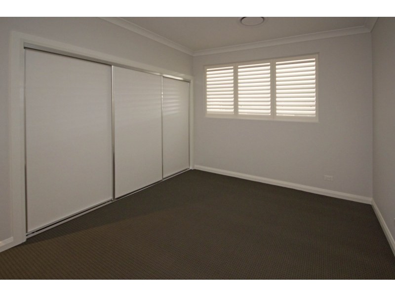 5 Explorer Street, Gregory Hills NSW 2557