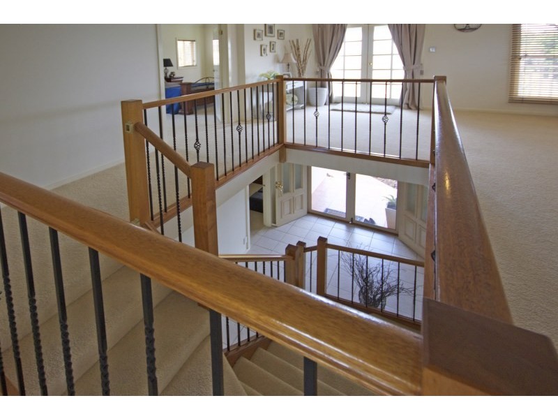 1 MacArthur Circuit, Camden Park NSW 2570