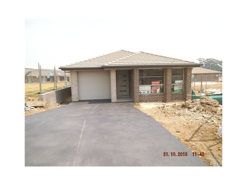 17 Gallina Drive, Spring Farm NSW 2570