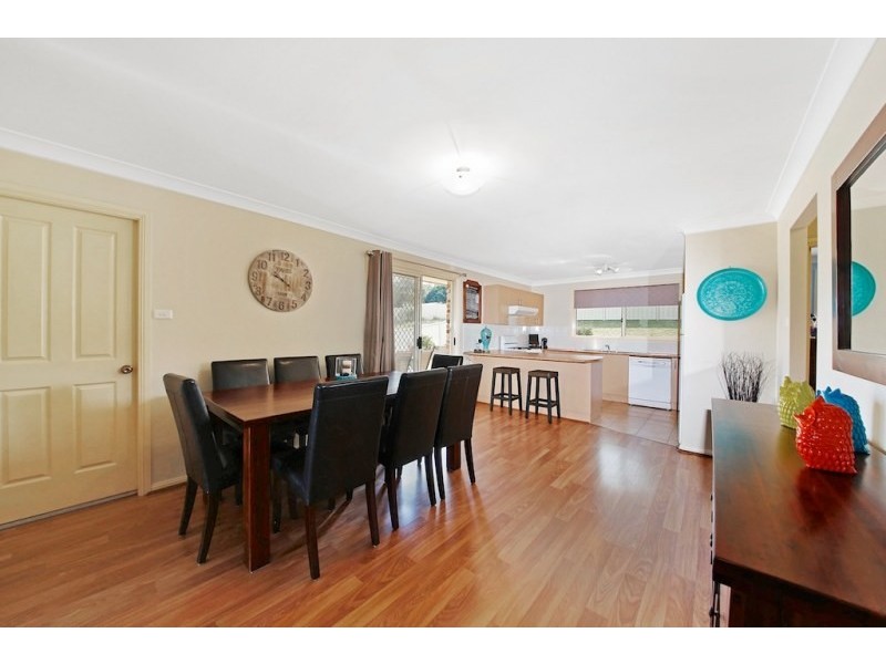 38 Downes Crescent, Currans Hill NSW 2567