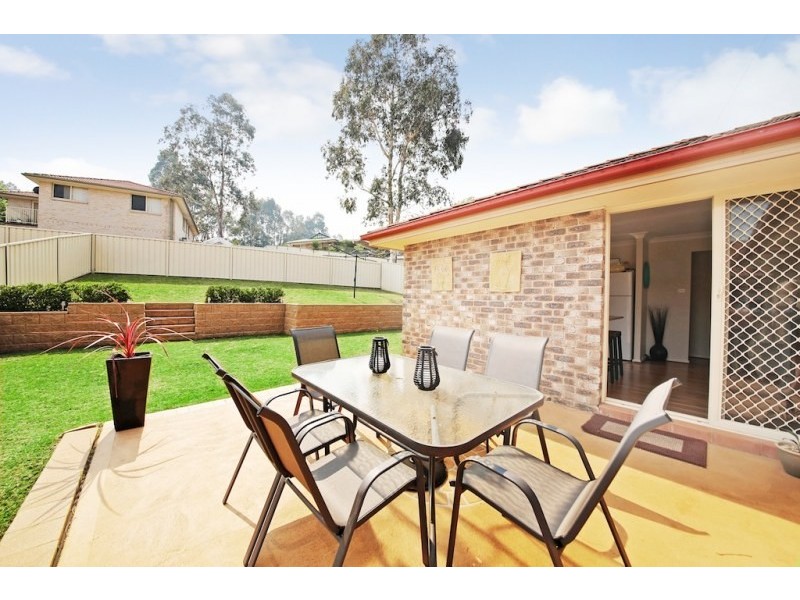 38 Downes Crescent, Currans Hill NSW 2567