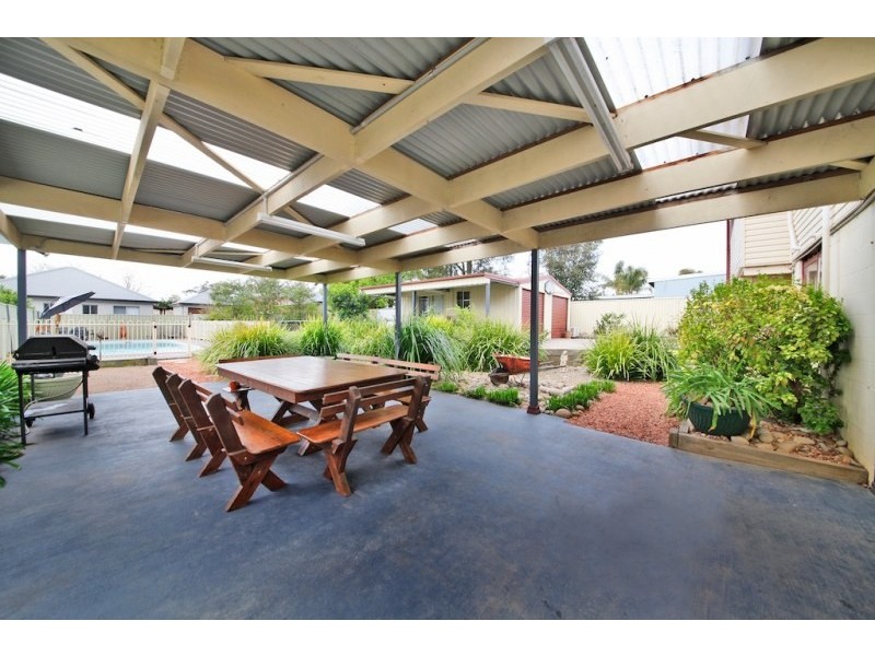 11 Antill Street, Picton NSW 2571