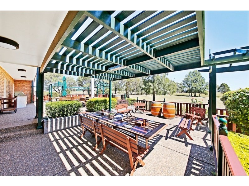 210 Donalds Range Road, Razorback NSW 2571