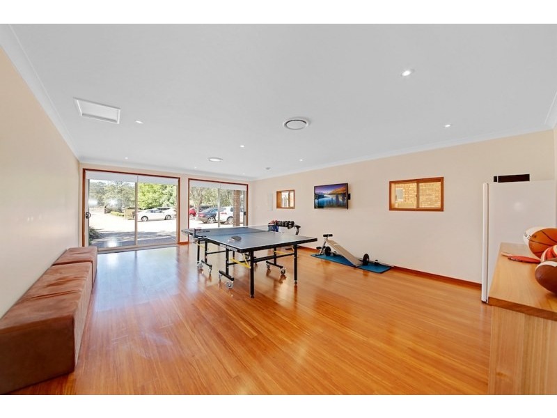 210 Donalds Range Road, Razorback NSW 2571