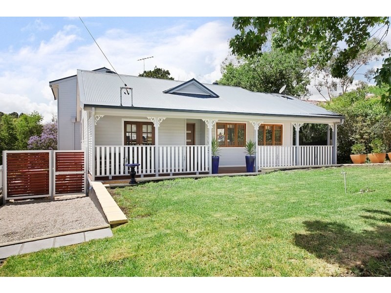 6 Macquarie Avenue, Camden NSW 2570