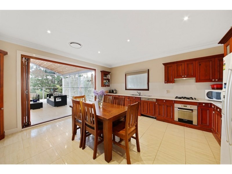 6 Macquarie Avenue, Camden NSW 2570