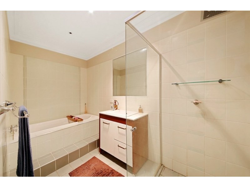 6 Macquarie Avenue, Camden NSW 2570