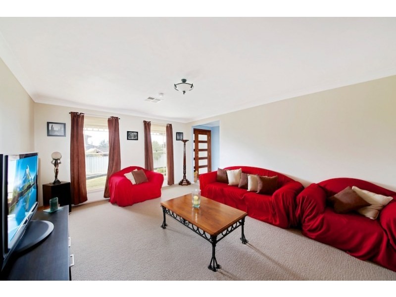 46 Valleyview Drive, Narellan NSW 2567