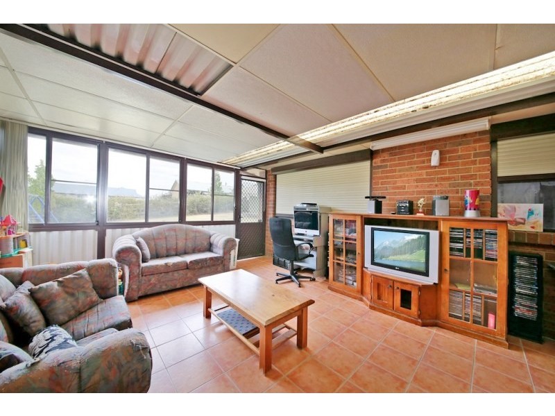 3 Danella Street, The Oaks NSW 2570