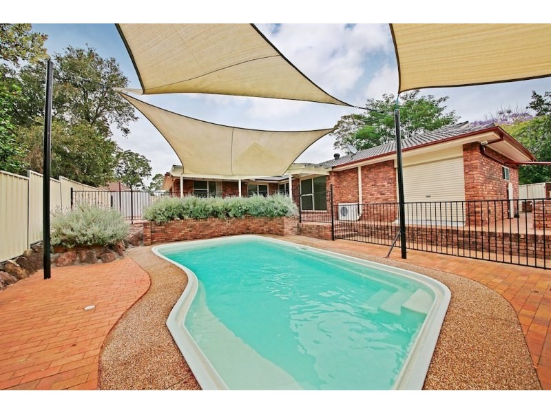 12 Merriman Close, Elderslie NSW 2570