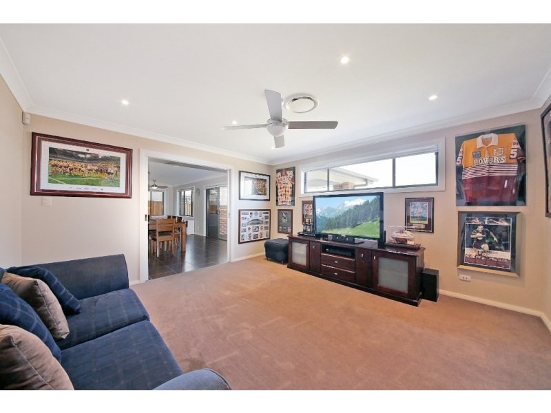 11 Harris Street, Camden Park NSW 2570