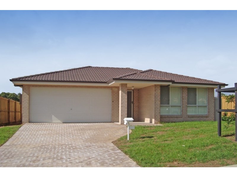 9 Gardiner Crescent, Elderslie NSW 2570