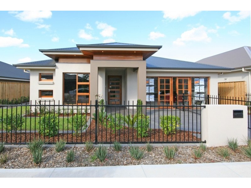 6 MacKenzie Boulevard, Gregory Hills NSW 2557