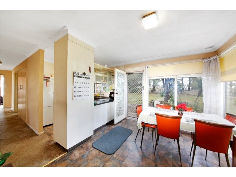 68 Binalong Road, Belimbla Park NSW 2570