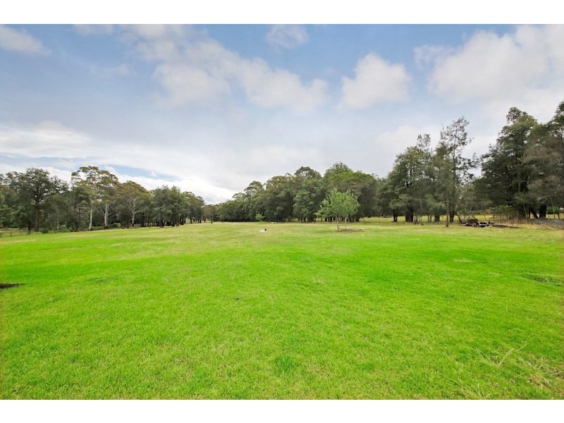 68 Binalong Road, Belimbla Park NSW 2570