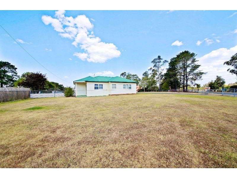 55 Binalong Road, Belimbla Park NSW 2570