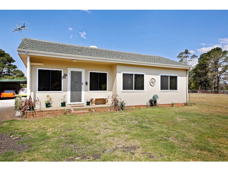 55 Binalong Road, Belimbla Park NSW 2570