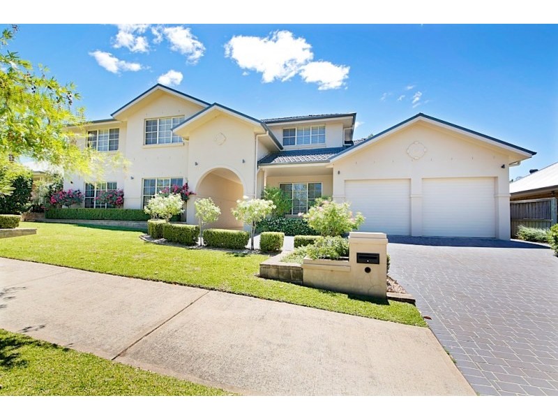 43 MacArthur Circuit, Camden Park NSW 2570