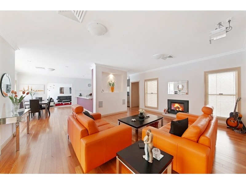 43 MacArthur Circuit, Camden Park NSW 2570