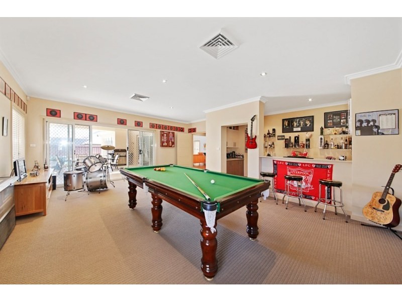 43 MacArthur Circuit, Camden Park NSW 2570