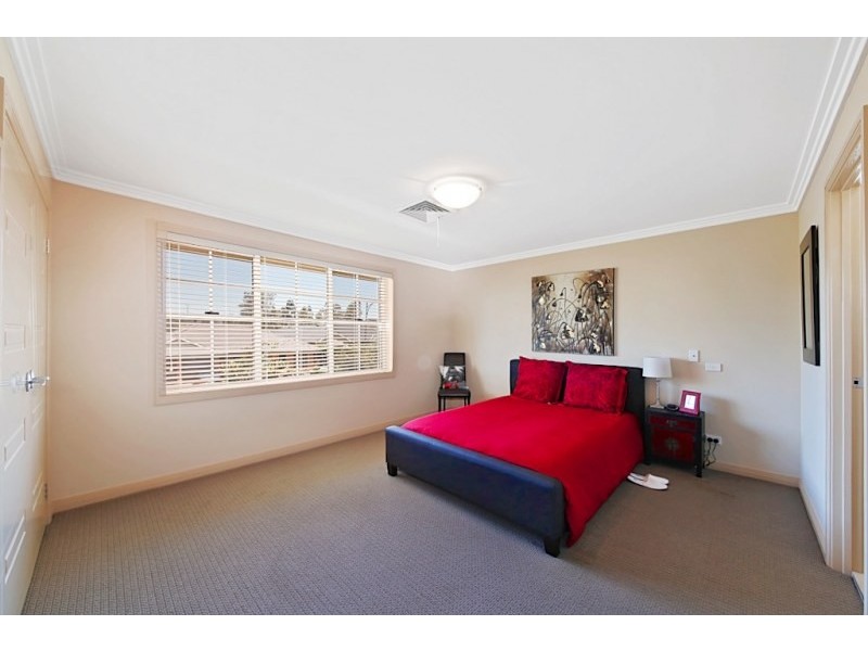 43 MacArthur Circuit, Camden Park NSW 2570