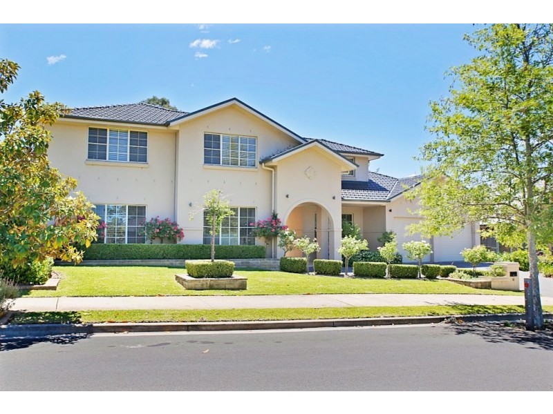 43 MacArthur Circuit, Camden Park NSW 2570