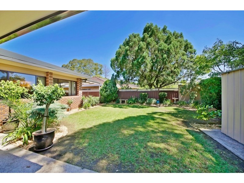 8  Faithful Street, Elderslie NSW 2570