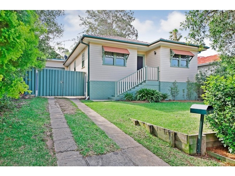 11 William Avenue, Camden NSW 2570