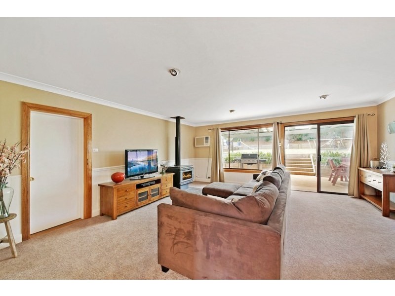 11 William Avenue, Camden NSW 2570