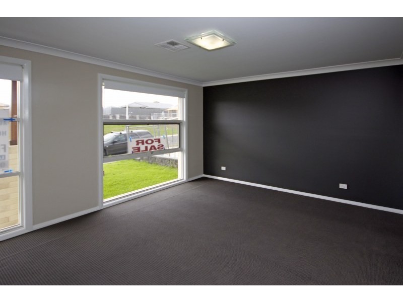 Lot 2405 Viking Street, Gregory Hills NSW 2557