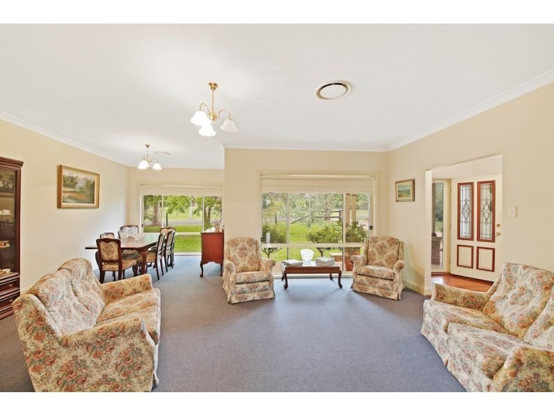 2 Sunnyside Drive, Ellis Lane NSW 2570