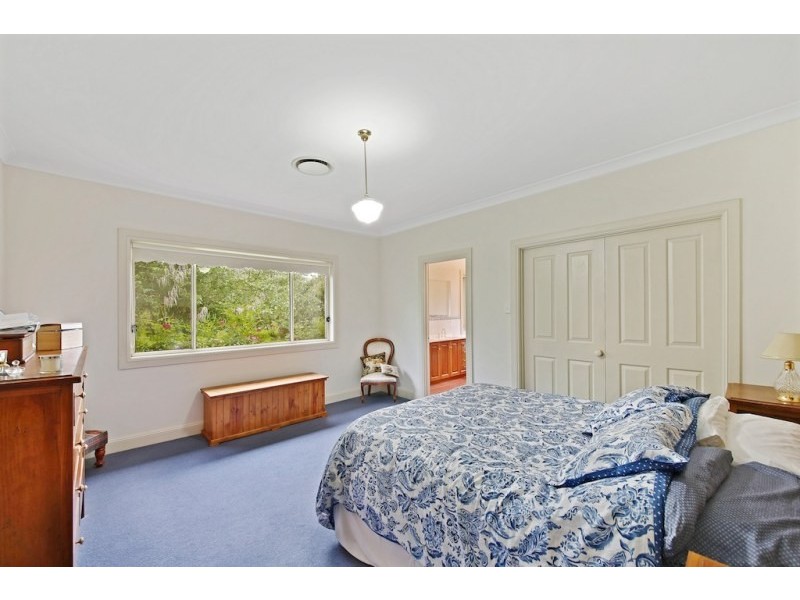 2 Sunnyside Drive, Ellis Lane NSW 2570