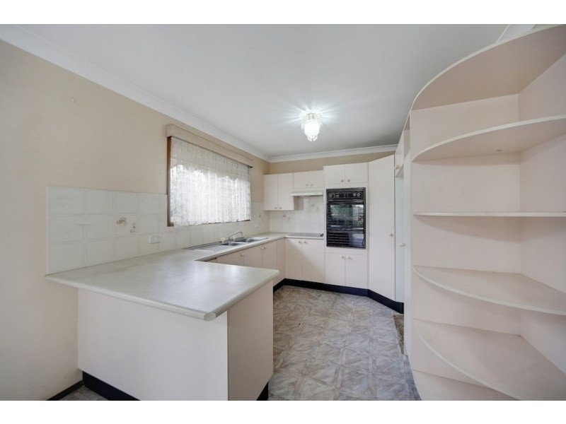 7 Stenhouse Drive, Mount Annan NSW 2567