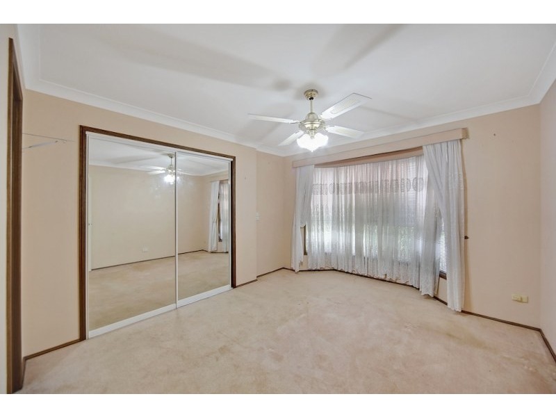 7 Stenhouse Drive, Mount Annan NSW 2567