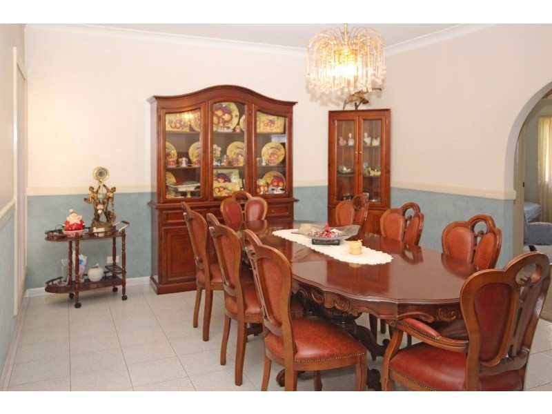 99 Wanawong Street, Belimbla Park NSW 2570