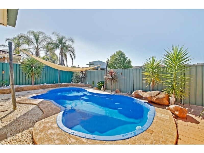 2 Hodges Place, Currans Hill NSW 2567