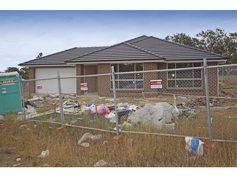 4 Saunders Street, Camden South NSW 2570