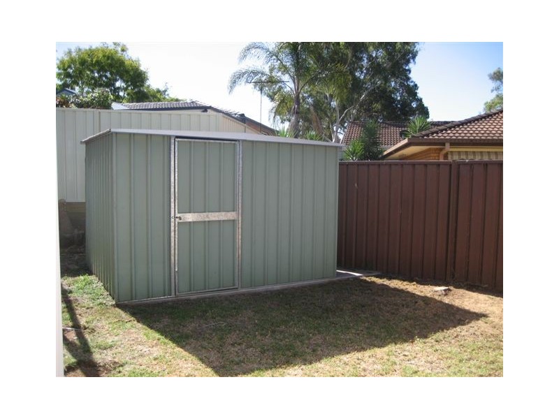 28 Armstrong Street, Raby NSW 2566
