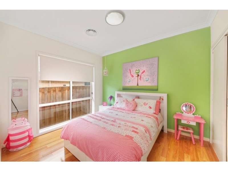 1 Osbourne Street, Elderslie NSW 2570