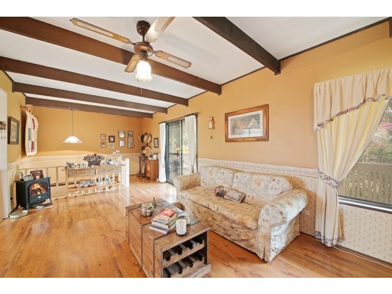 29 Binalong Road, Belimbla Park NSW 2570