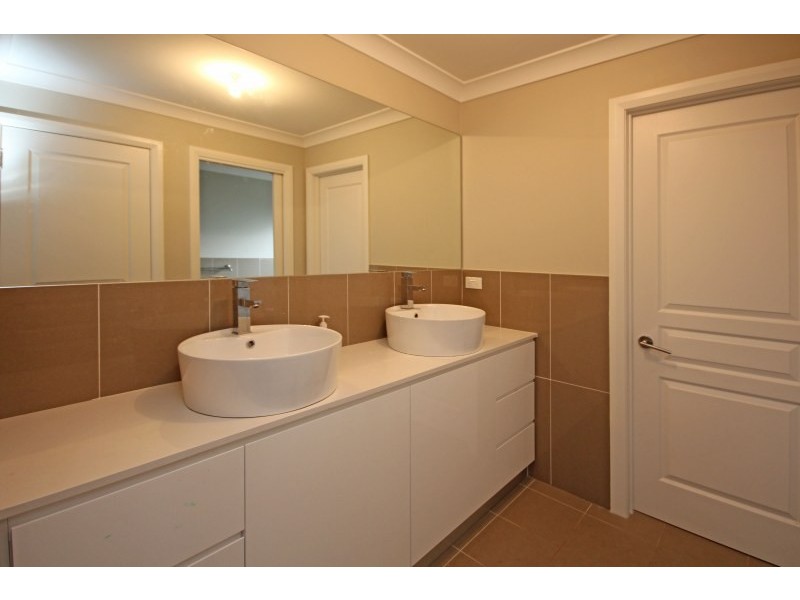 21 Tullet Street, Camden Park NSW 2570